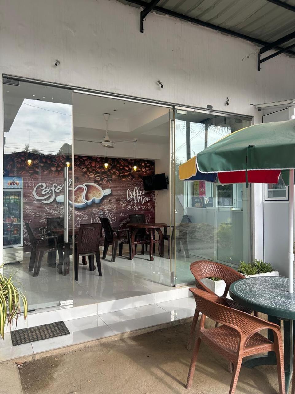 Mercuryfm 101 Yarl Mercury Inn - Jaffna Exterior foto